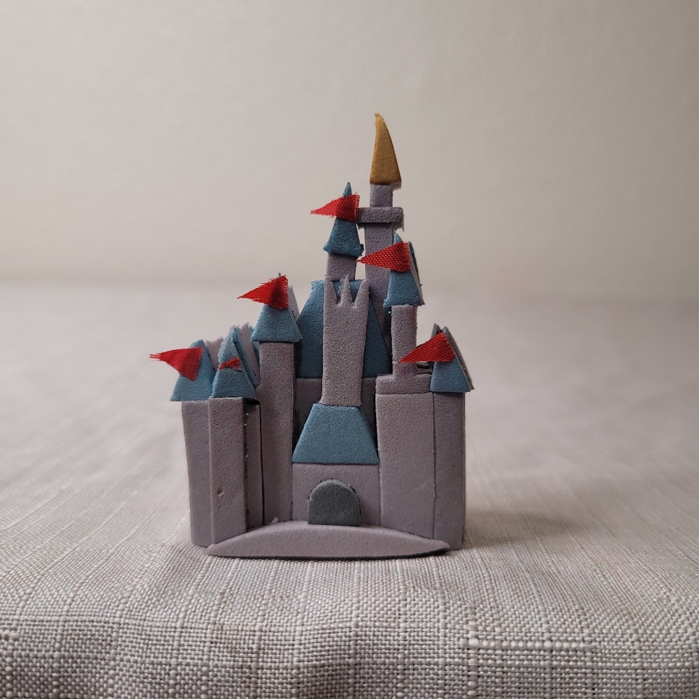 Disney Castle antenna topper